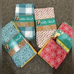 Pioneer Woman print napkins 18 x 18 fun prints all new in package nwt 16 total
